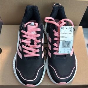 Adidas Black and Pink Sneakers Modern Athletic Design